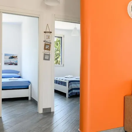 Casa Maiolica Holiday home Specchiolla