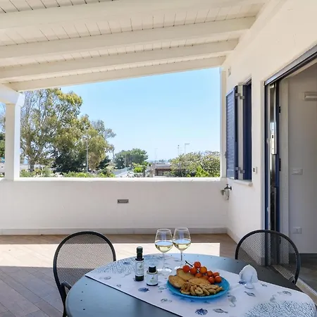 Casa Maiolica Holiday home Specchiolla